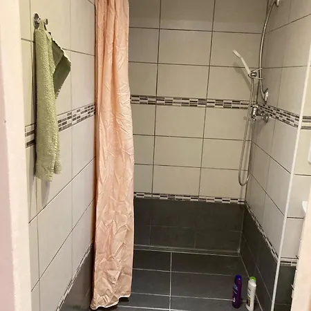 Star #5a515 By Starbnb Eu *